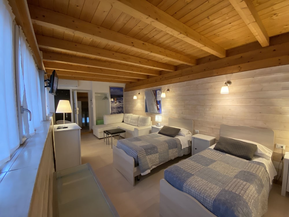 Basic Quadruple Room