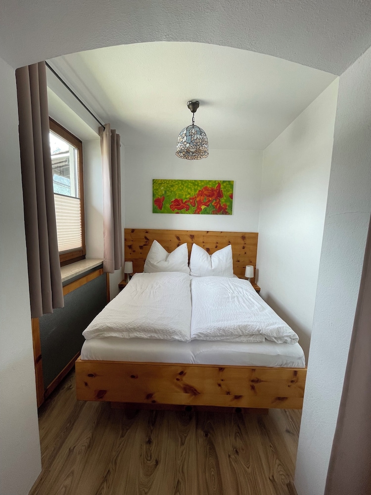 Family Quadruple Room, Balcony, Mountain View photo 3