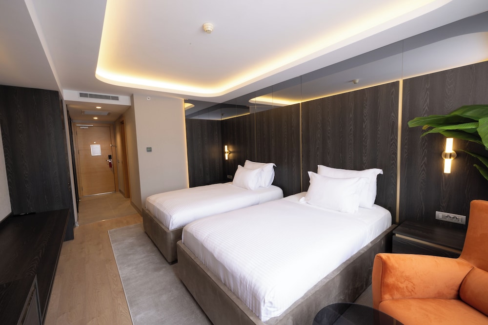 Standard Room, 2 Twin Beds - Photo 5