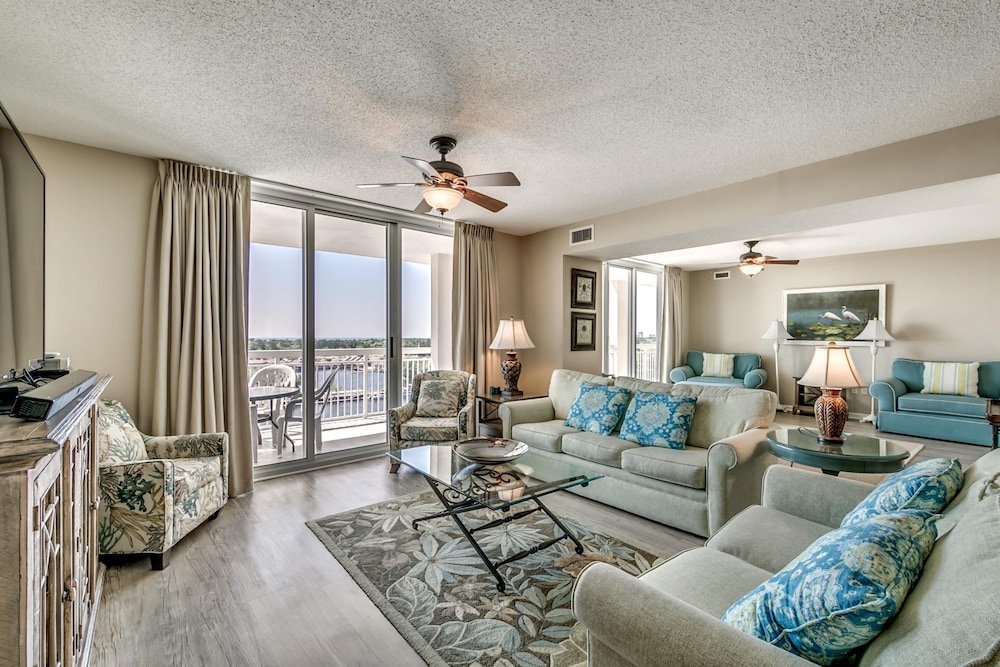 Penthouse, 4 Bedrooms, Non Smoking photo 1