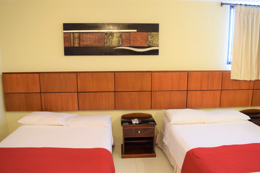 Standard Twin Room photo 3