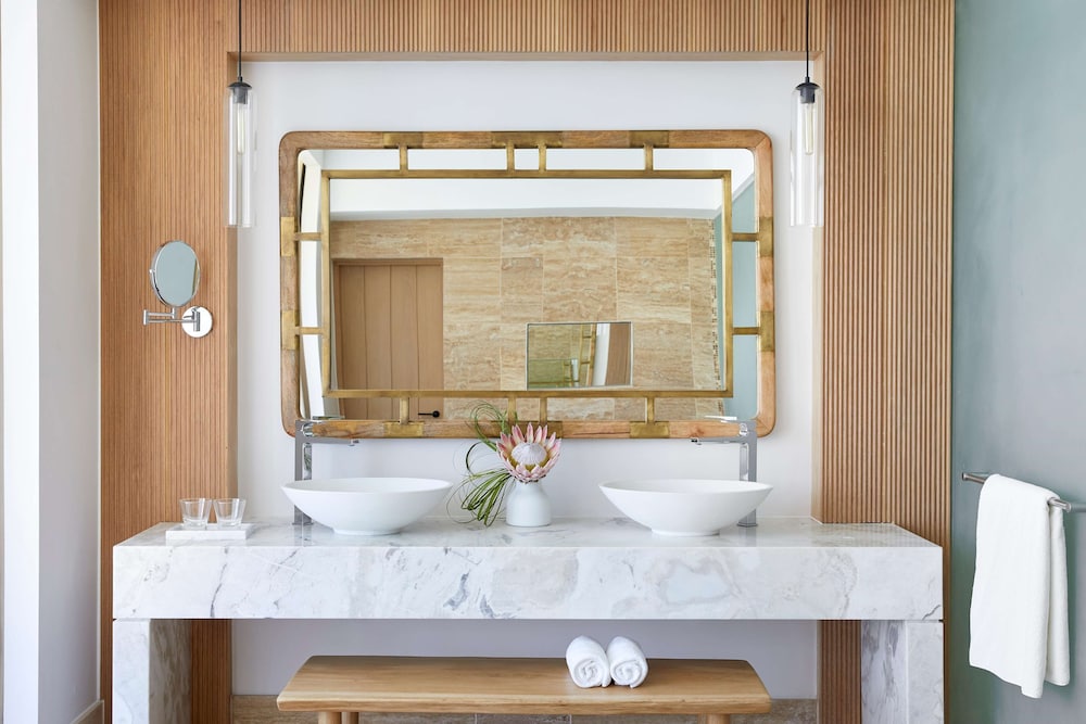 Suite (table Mountain)