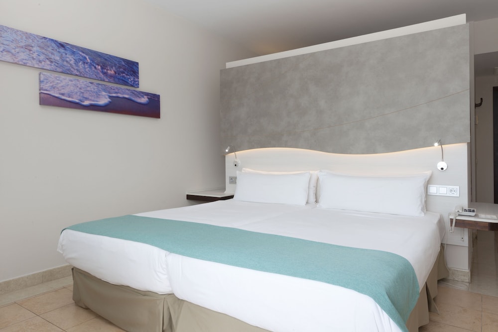 Double Room, Garden View (3 adults)
