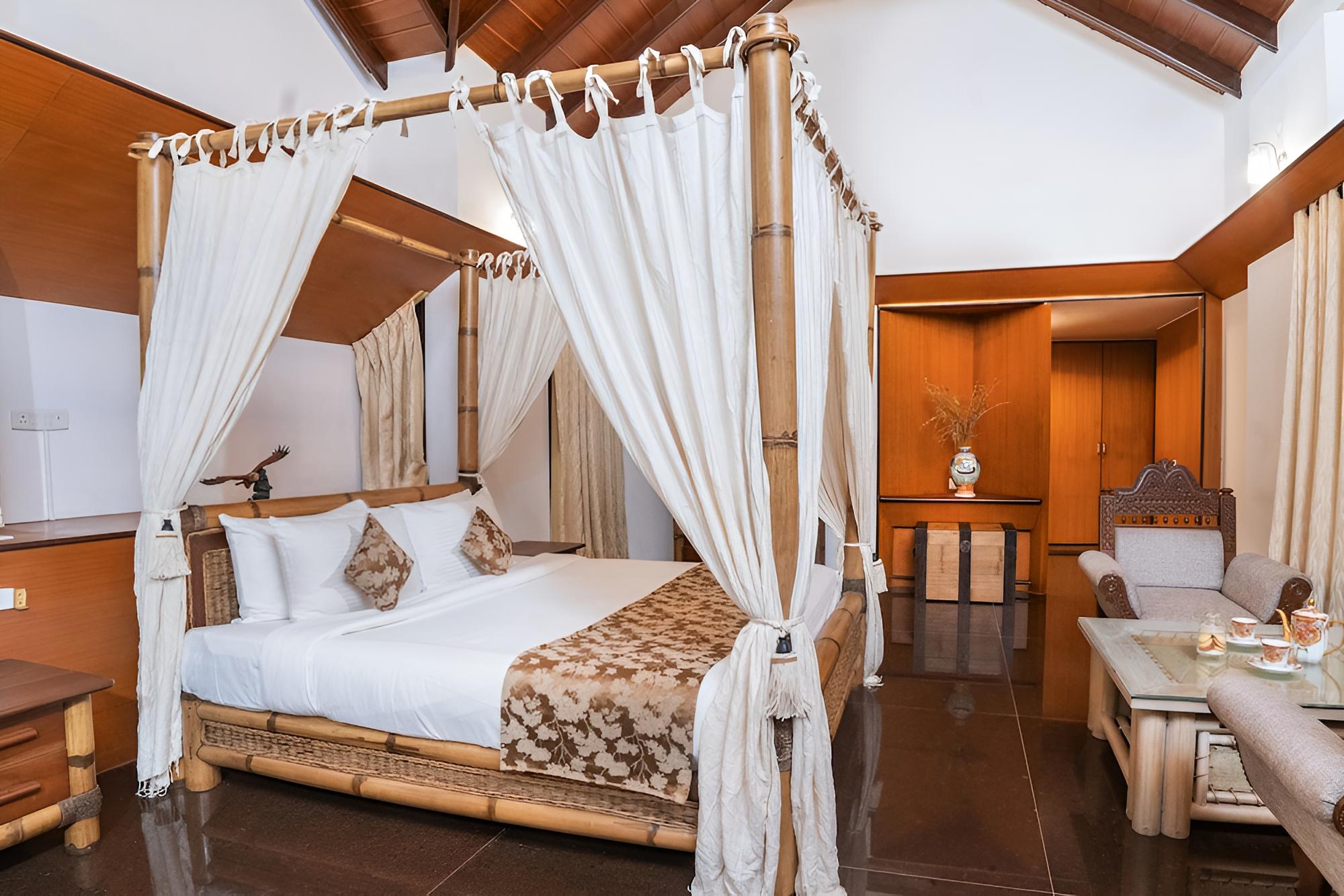 Exclusive Studio Suite, 1 King Bed, Garden View photo 1