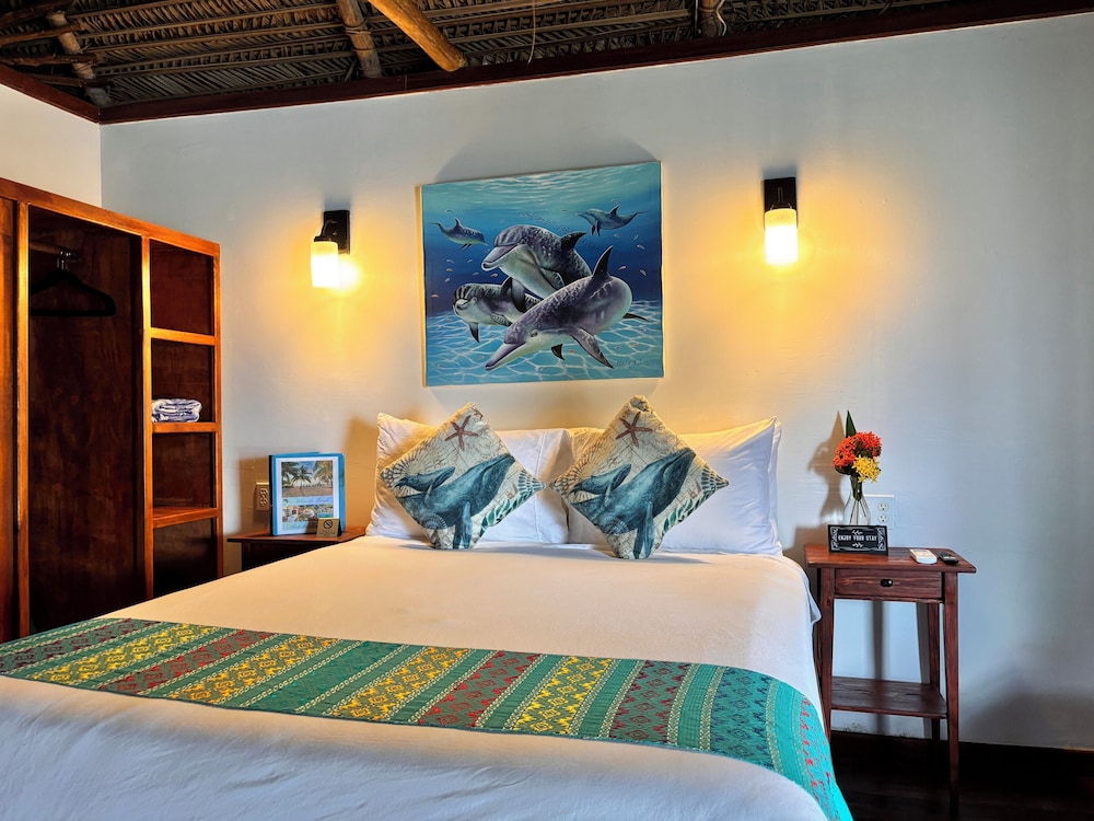 Deluxe Room, Beach View photo 1