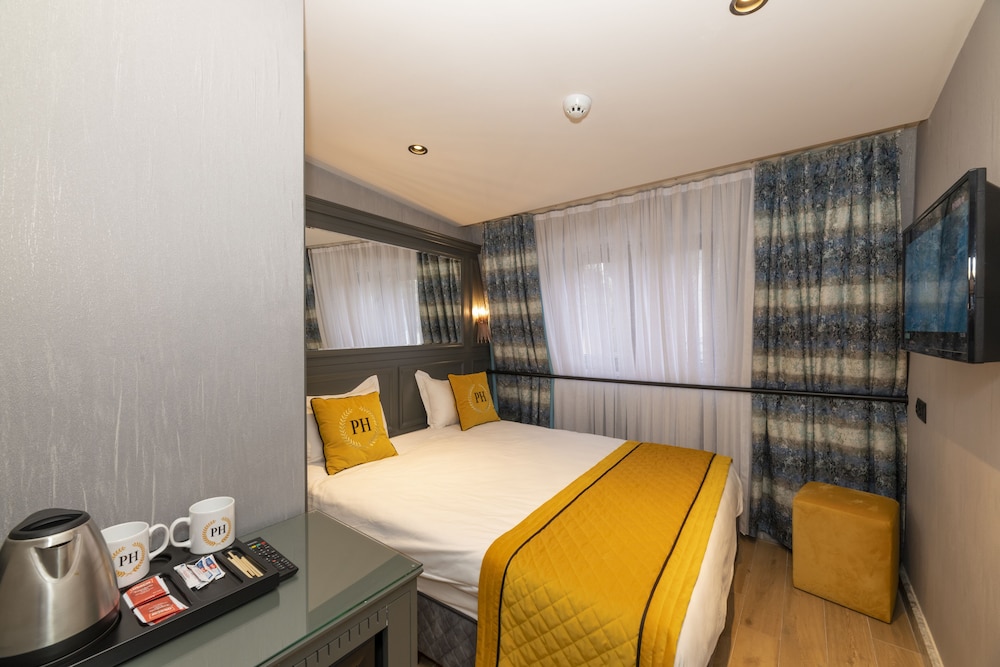 Economy Double Room photo 1