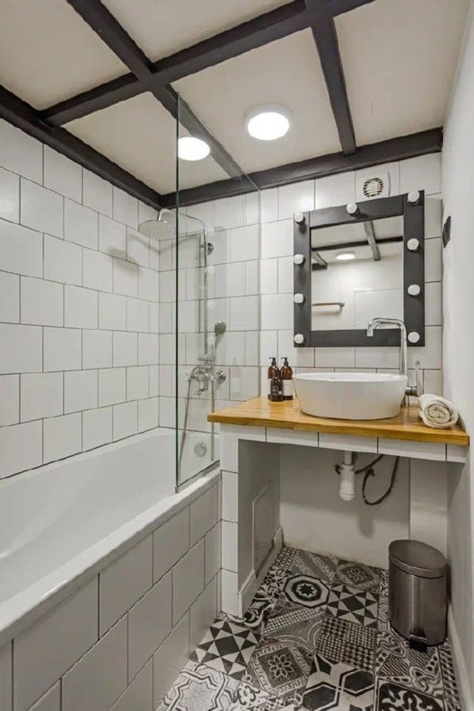 Apartment photo 2