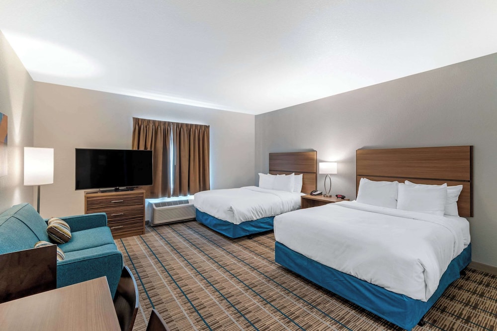 Suite, Multiple Beds, Accessible, Non Smoking photo 1