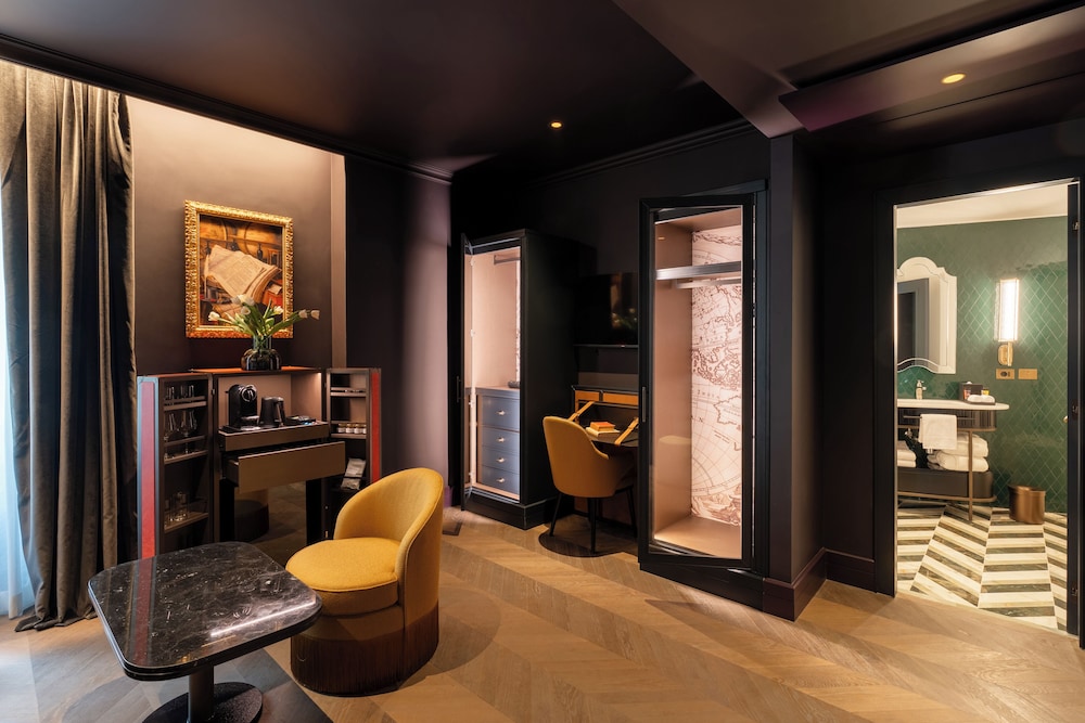 Signature Suite (Medici) thumbnail 6