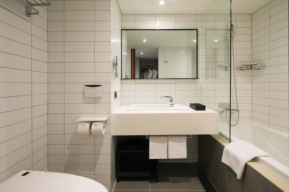 Traditional Room, Multiple Beds, Non Smoking (2 Japanese futons) - Photo 4