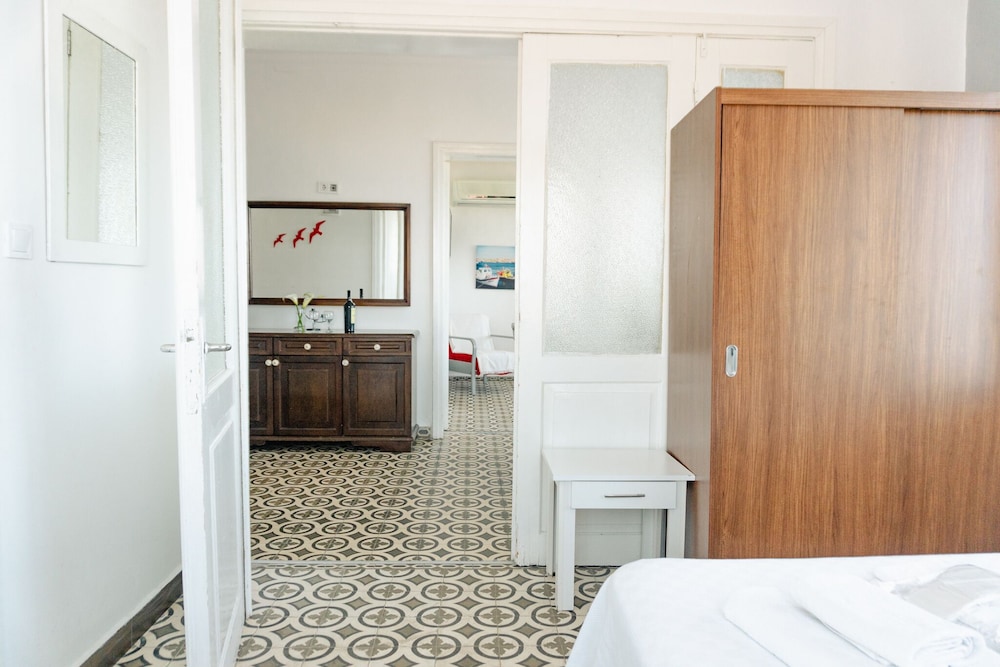 Family Apartment, Sea View photo 3