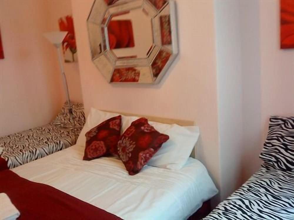 Standard Triple Room photo 2