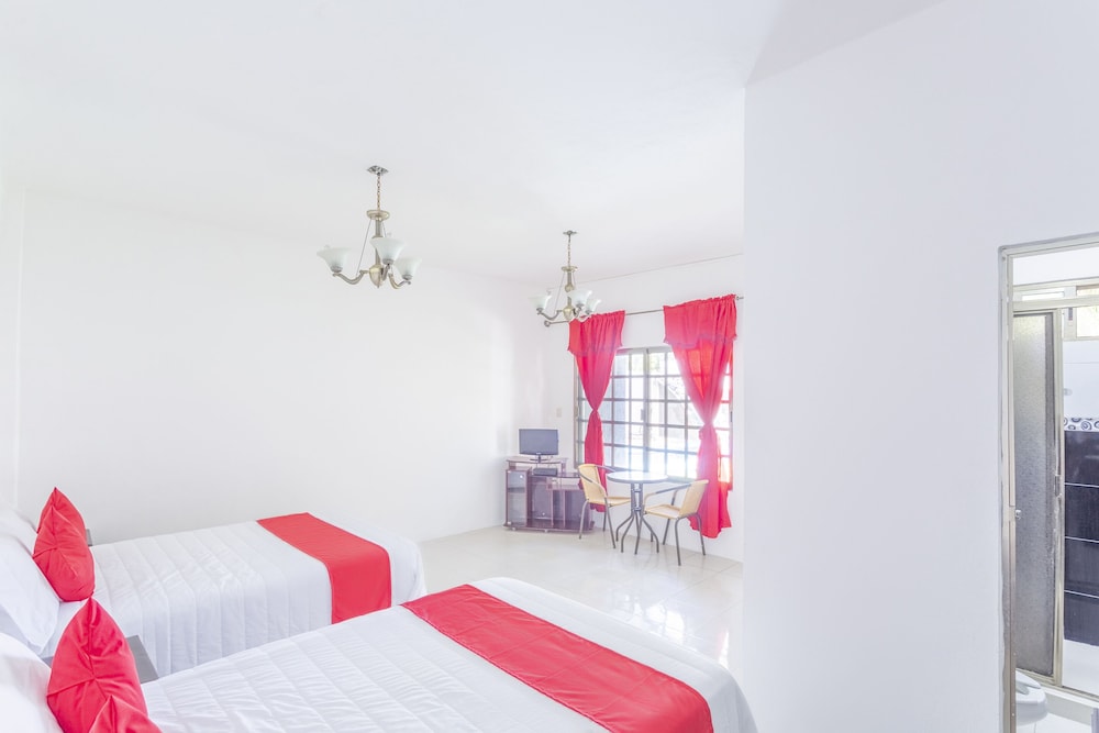 Standard Room, 2 Double Beds photo 3