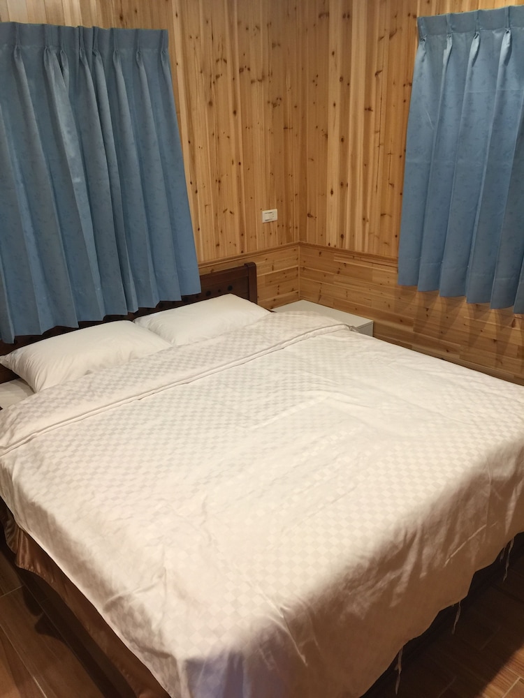 Standard Double Room, 1 Queen Bed photo 2
