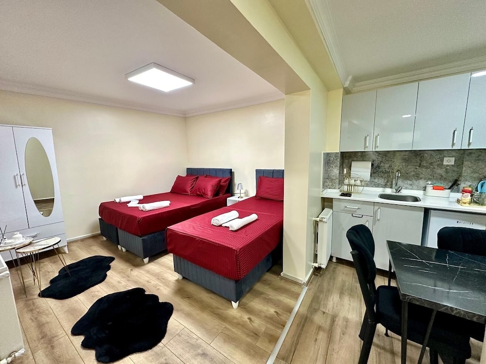 Deluxe Triple Room photo 1
