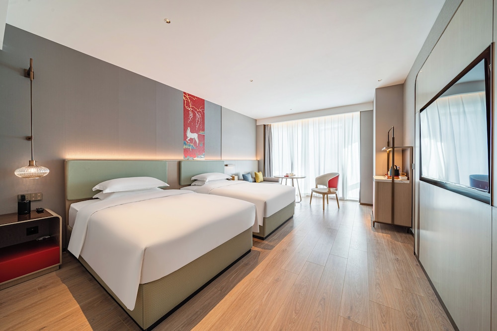 Business Twin Room, City View