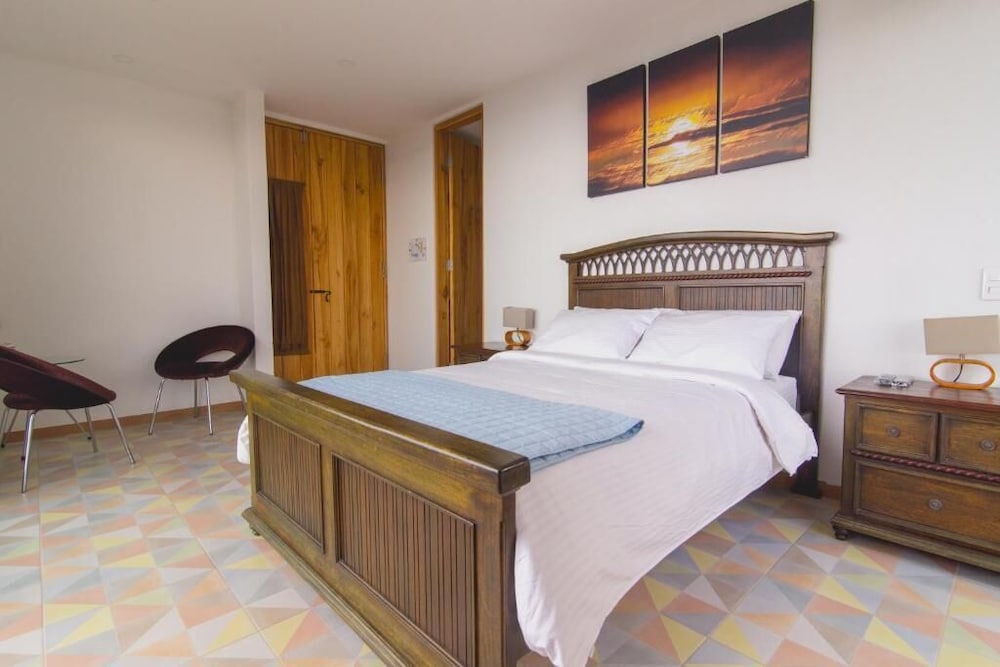 Comfort Suite, Balcony, Pool View photo 3