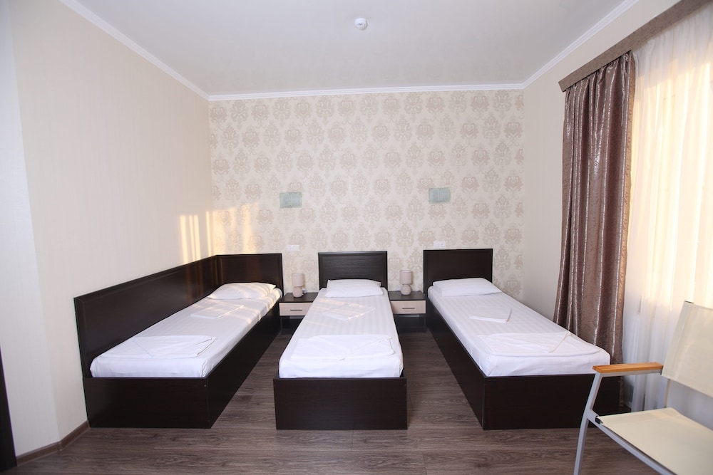 Standard Triple Room photo 1
