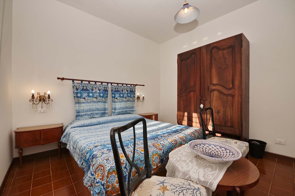 Villa, 4 Bedrooms photo 2
