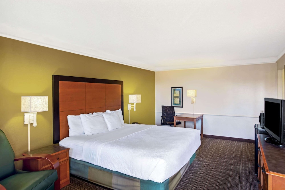 Room, 1 King Bed - Photo 1