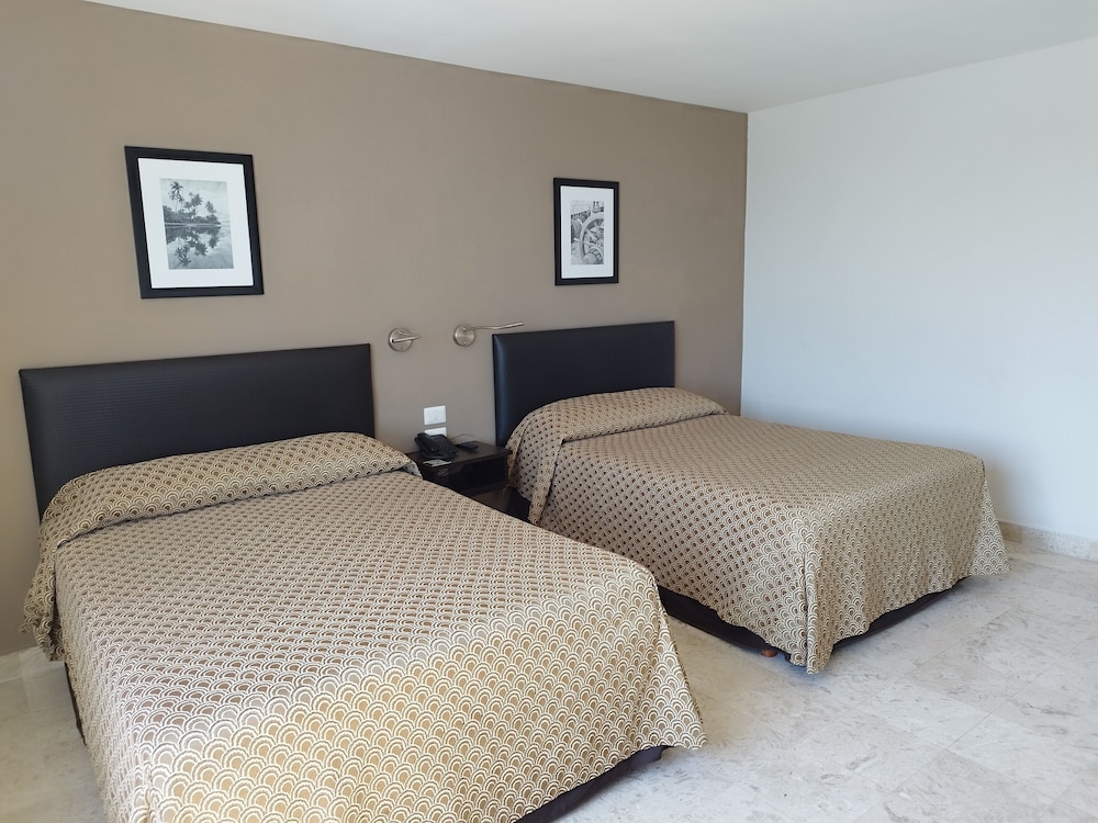 Superior Room, 2 Double Beds - Photo 4