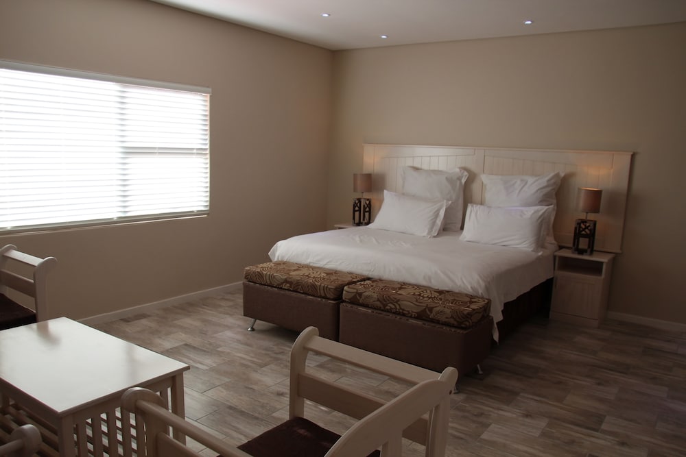 Oxford House Deluxe Room photo 2