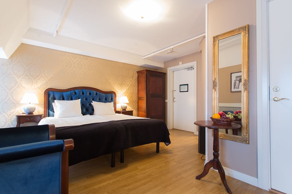 Superior Room, 1 Queen Bed, Non Smoking