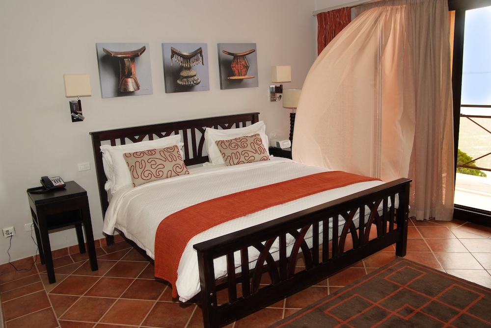Classic Room, Lake View (Memorable Queen) photo 2