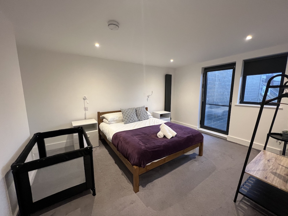 Brighton City Centre Apartment *Parking Available* photo 1