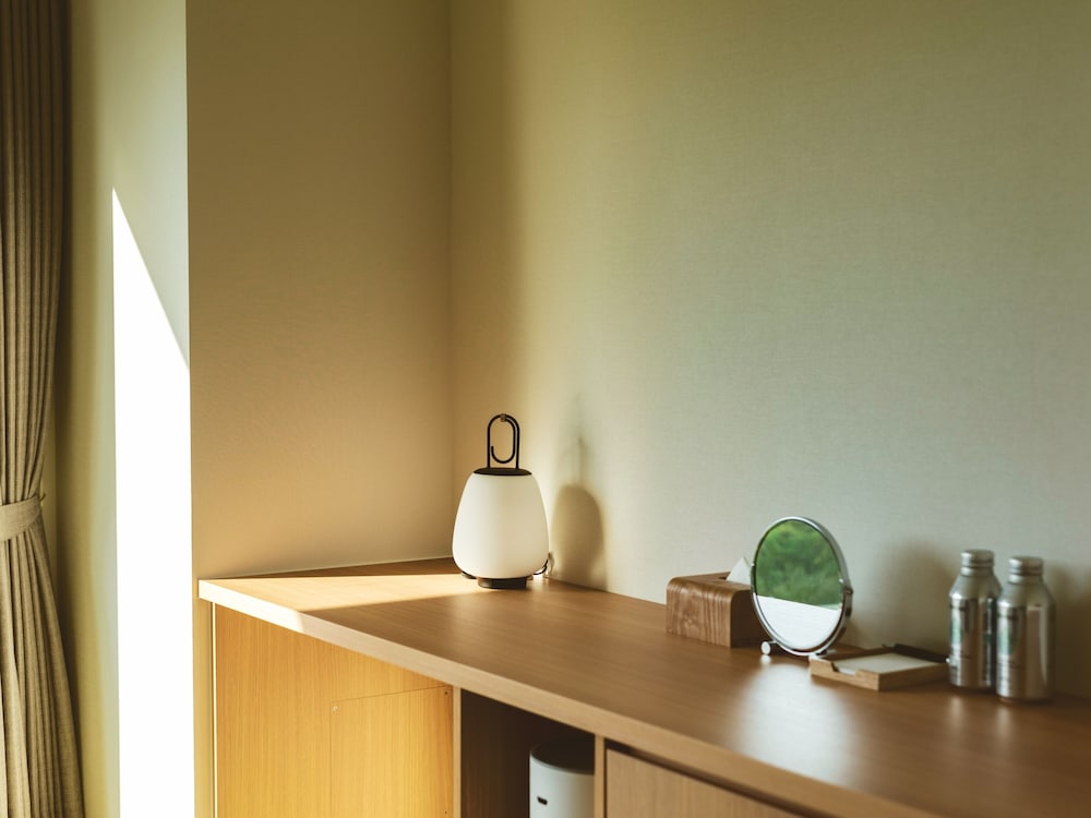Standard Japanese Western-style Room B, Non Smoking, No Private Bathroom - Photo 4
