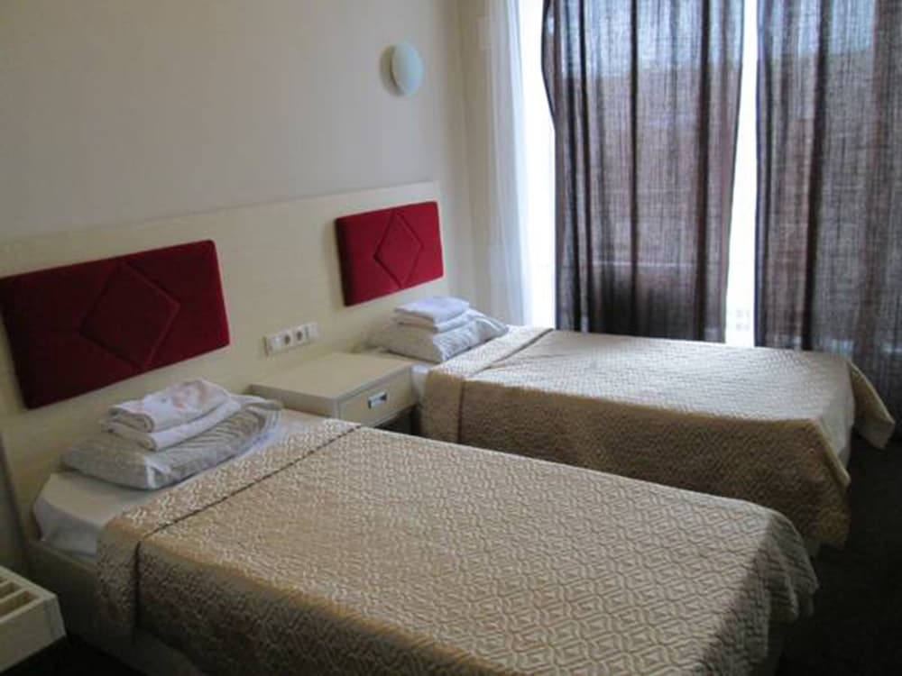 Comfort Twin Room