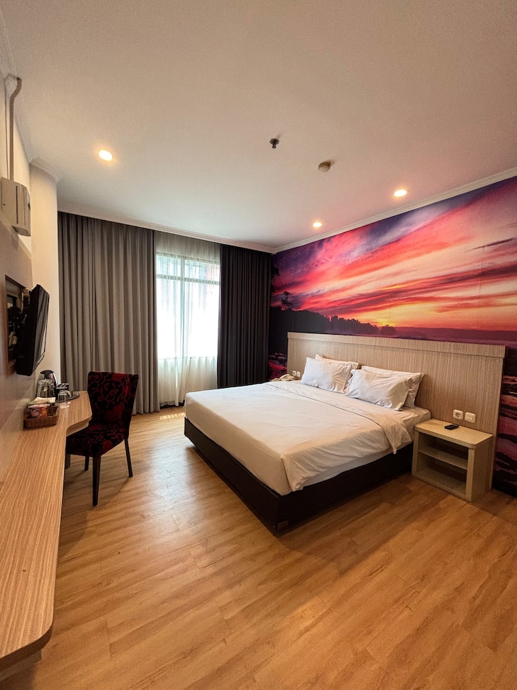 Executive Double Room, City View