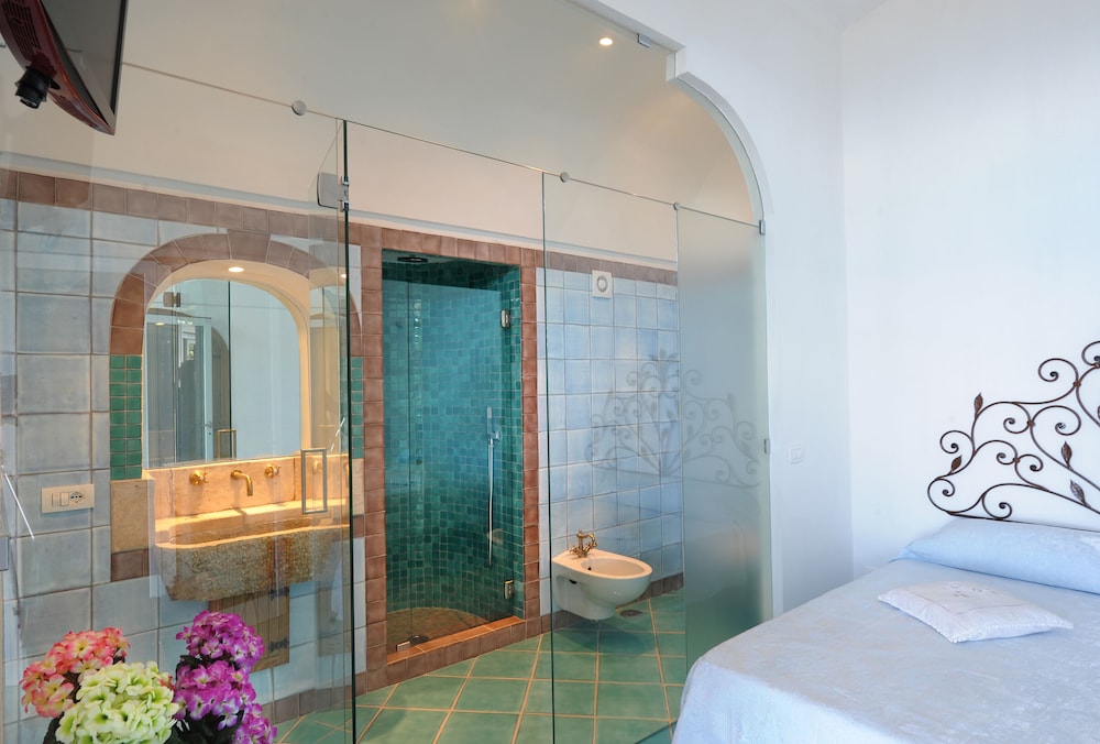 Comfort Double Room, Terrace, Sea View photo 3
