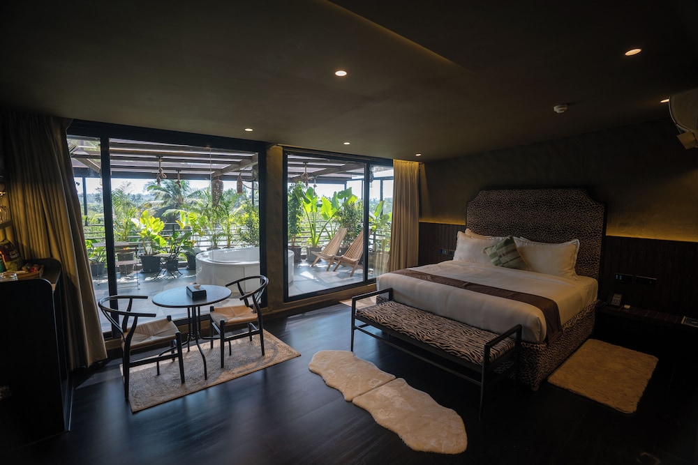 Presidential Suite photo 1