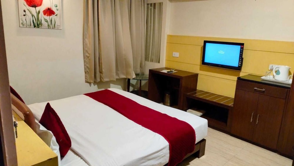 Executive Room, Non Smoking - Photo 2