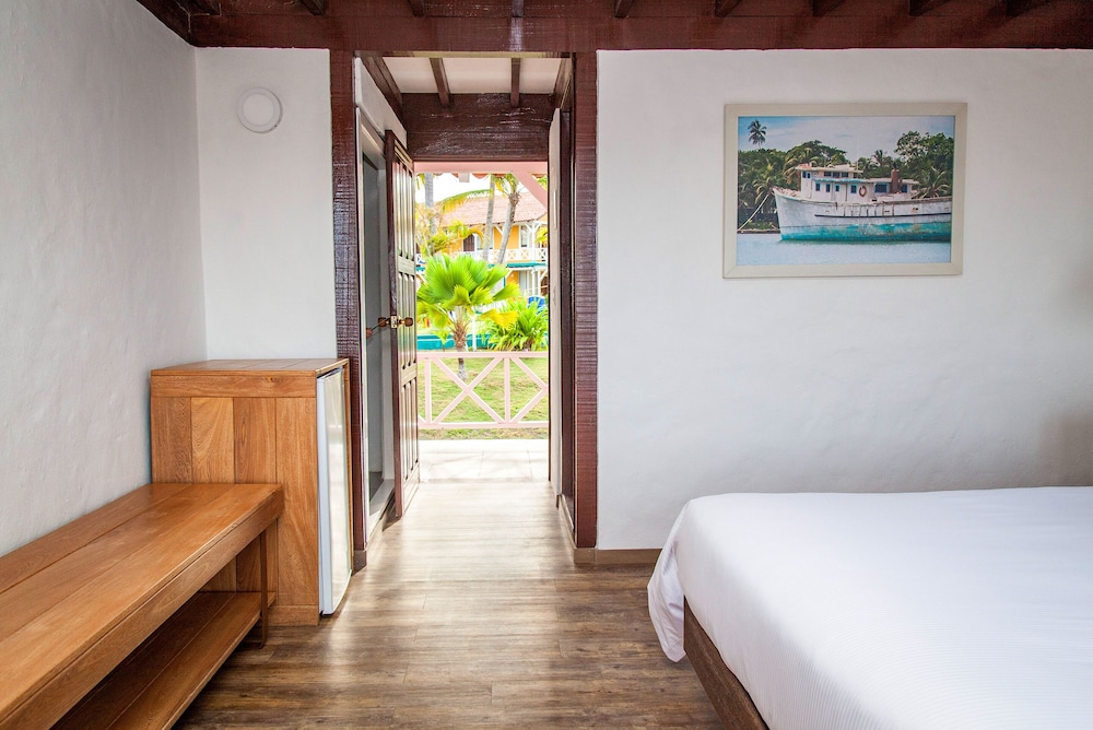 Double Room - Photo 2
