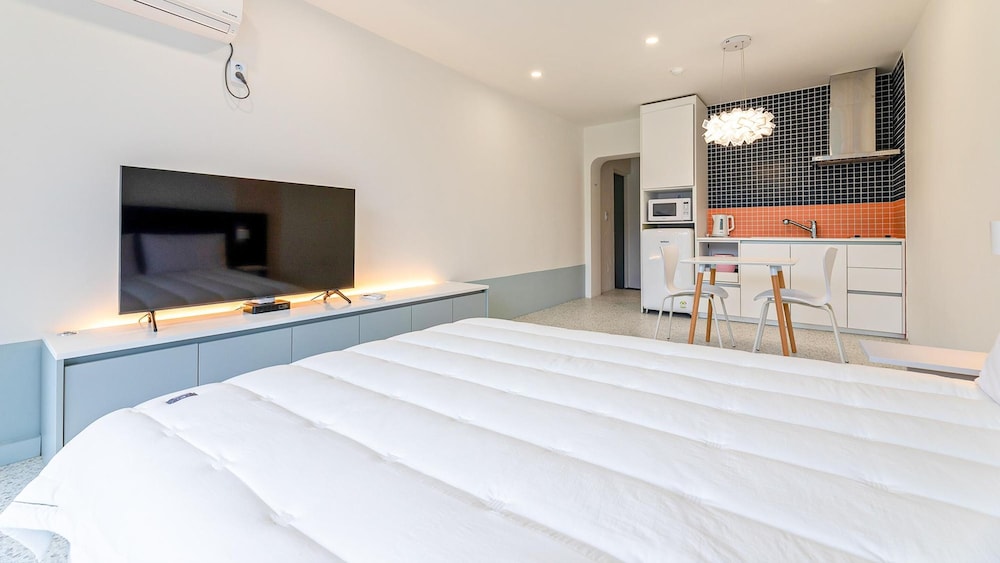 Basic Room, 1 Bedroom (Rose(River View)) - Photo 6