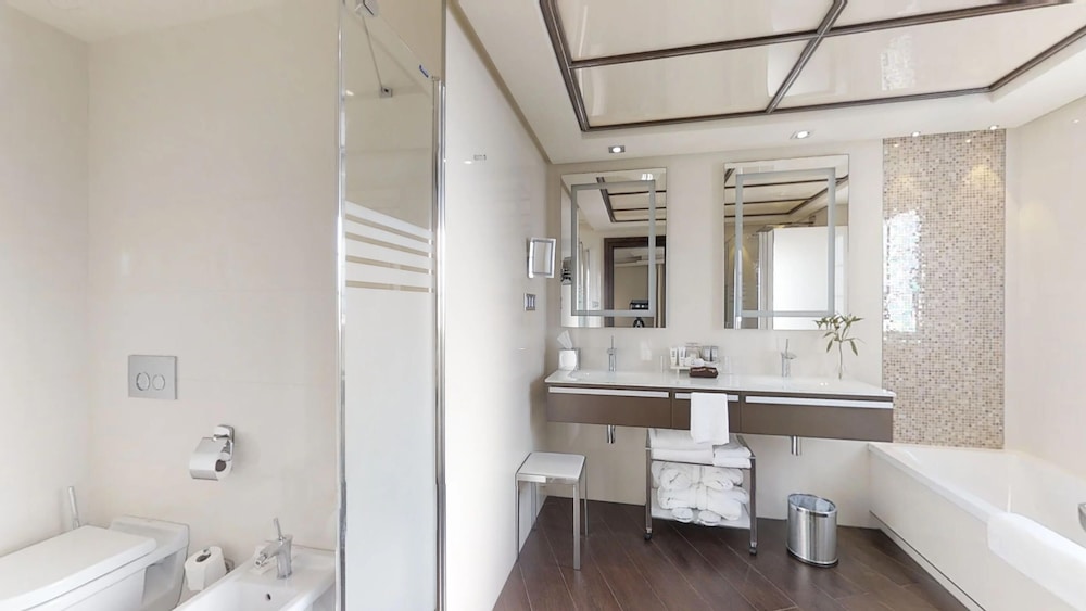 Duplex (Grand Suite) - Photo 8