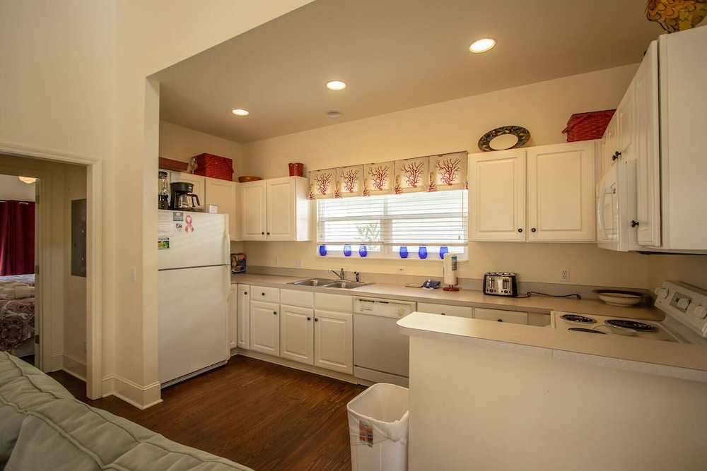 Cottage, Multiple Beds, Balcony, Golf View photo 2
