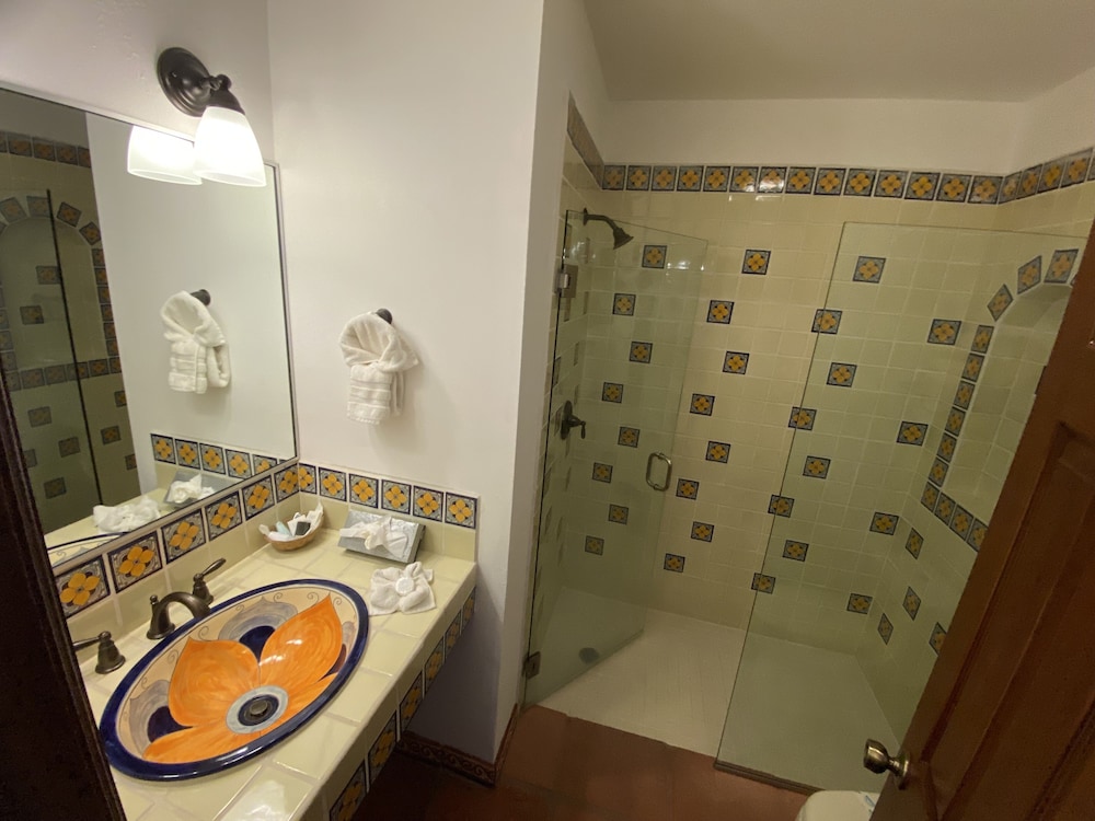 Standard Room - Photo 3