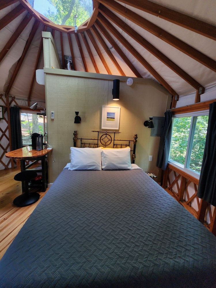 Standard Bungalow, 1 Queen Bed, Patio, Resort View