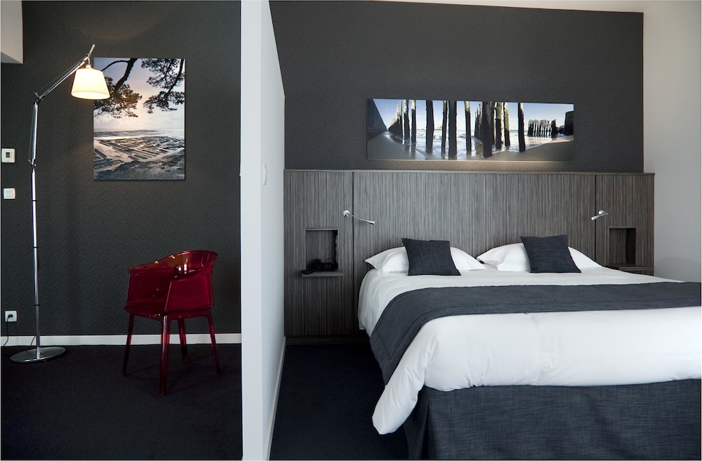 Family Suite, 1 Double Bed with Sofa bed - Photo 3