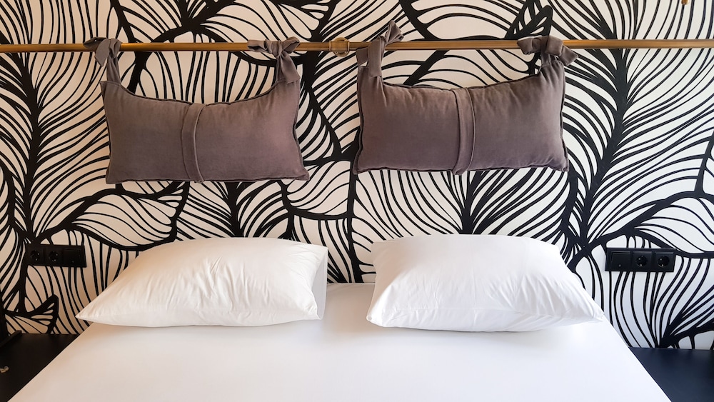 Design Double or Twin Room photo 2