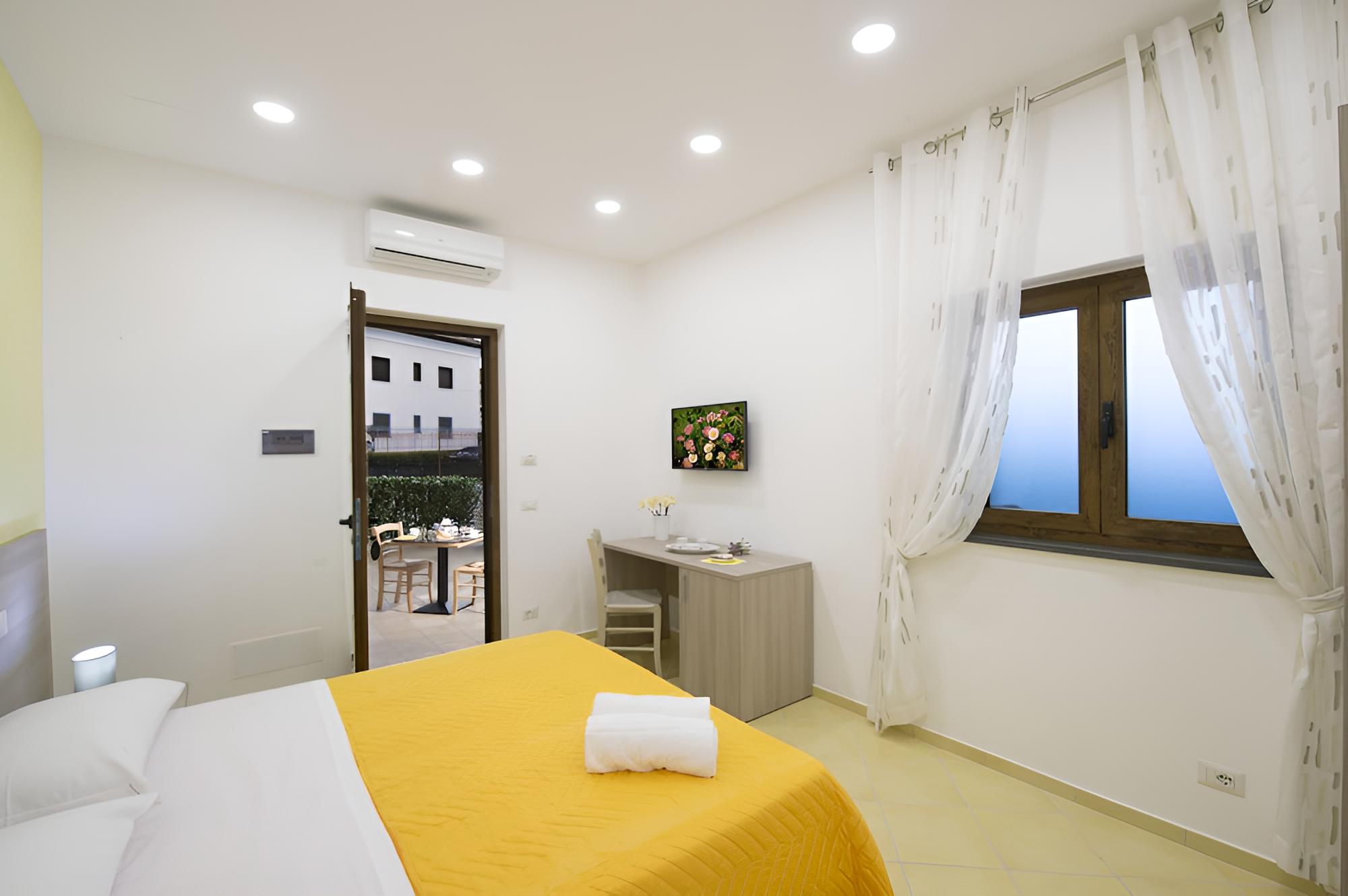 Double or Twin Room photo 2