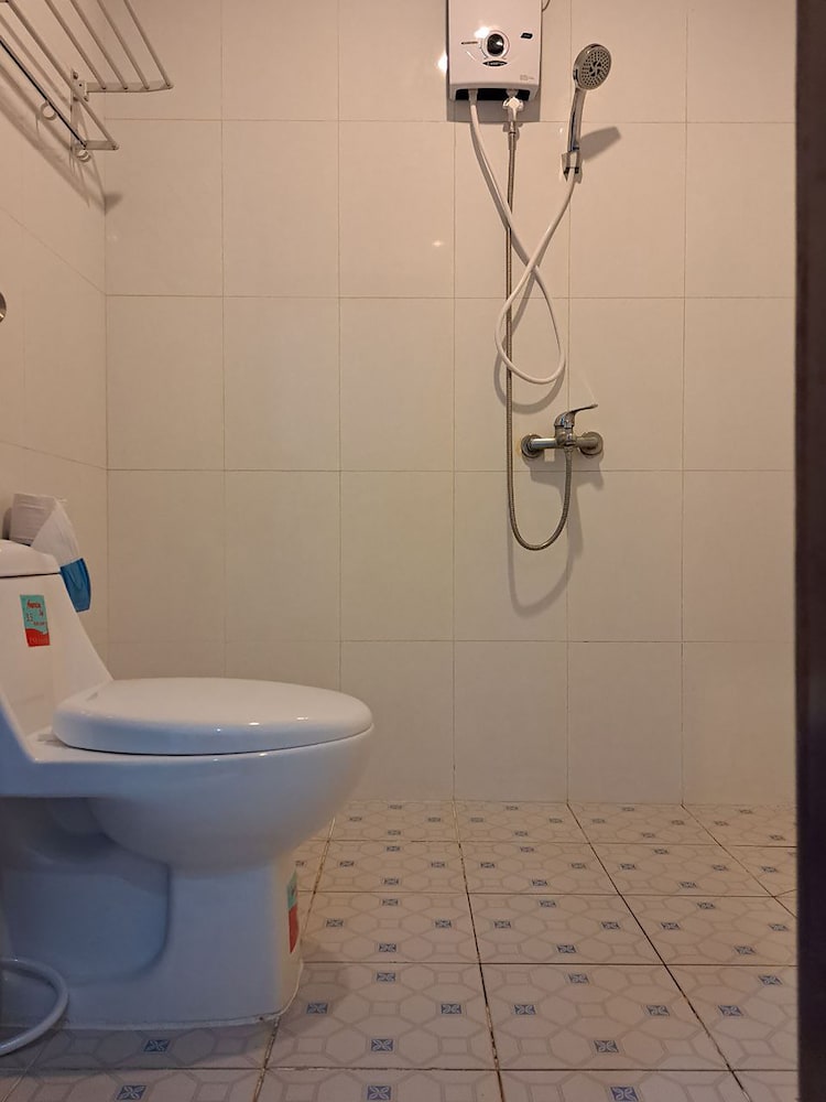 Deluxe Double Room - Photo 12