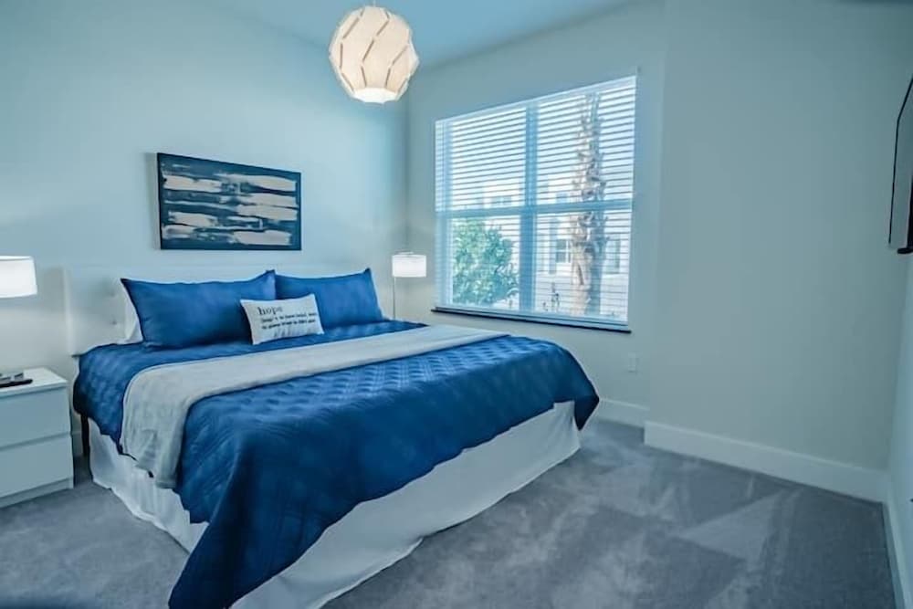 Condo, Multiple Beds (17510 Hf -Exquisite 4br Villa With Po)