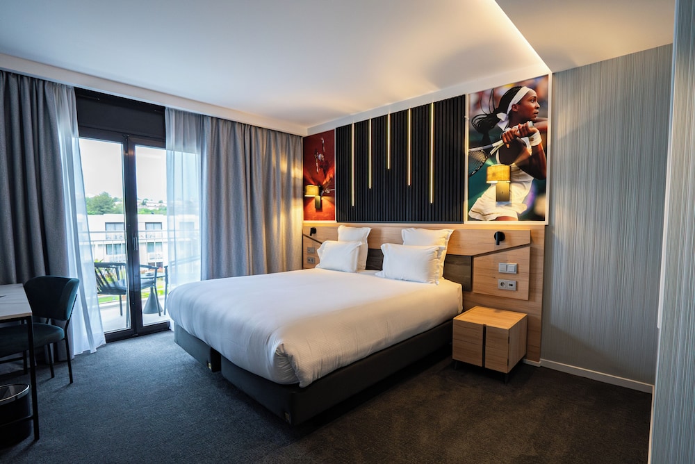 Superior Double or Twin Room - Photo 3
