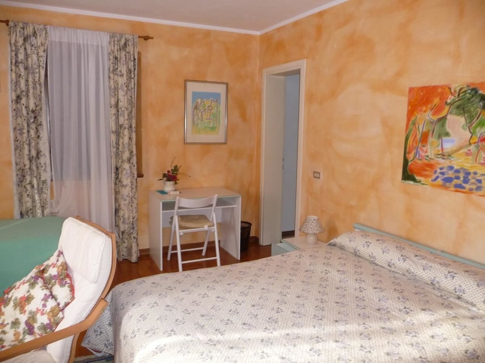 Classic Double Room Single Use photo 1