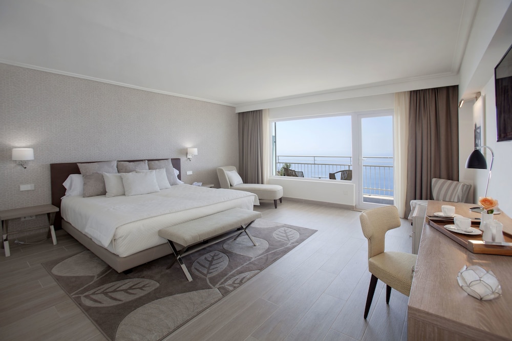 Habitación Doble Superior de Uso Individual, Balcón, Vista al Mar.