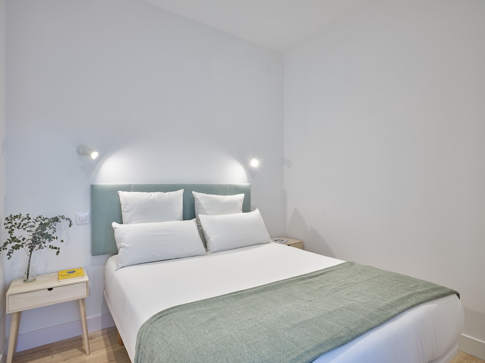 Premium Apartment - Photo 6